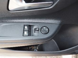 Opel Corsa-E Level 2 50 KWH picture 27