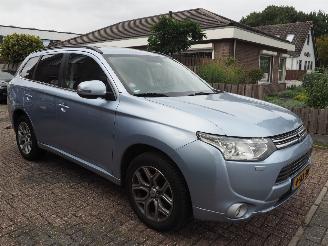 Mitsubishi Outlander 2.0 PHEV Instyle picture 3