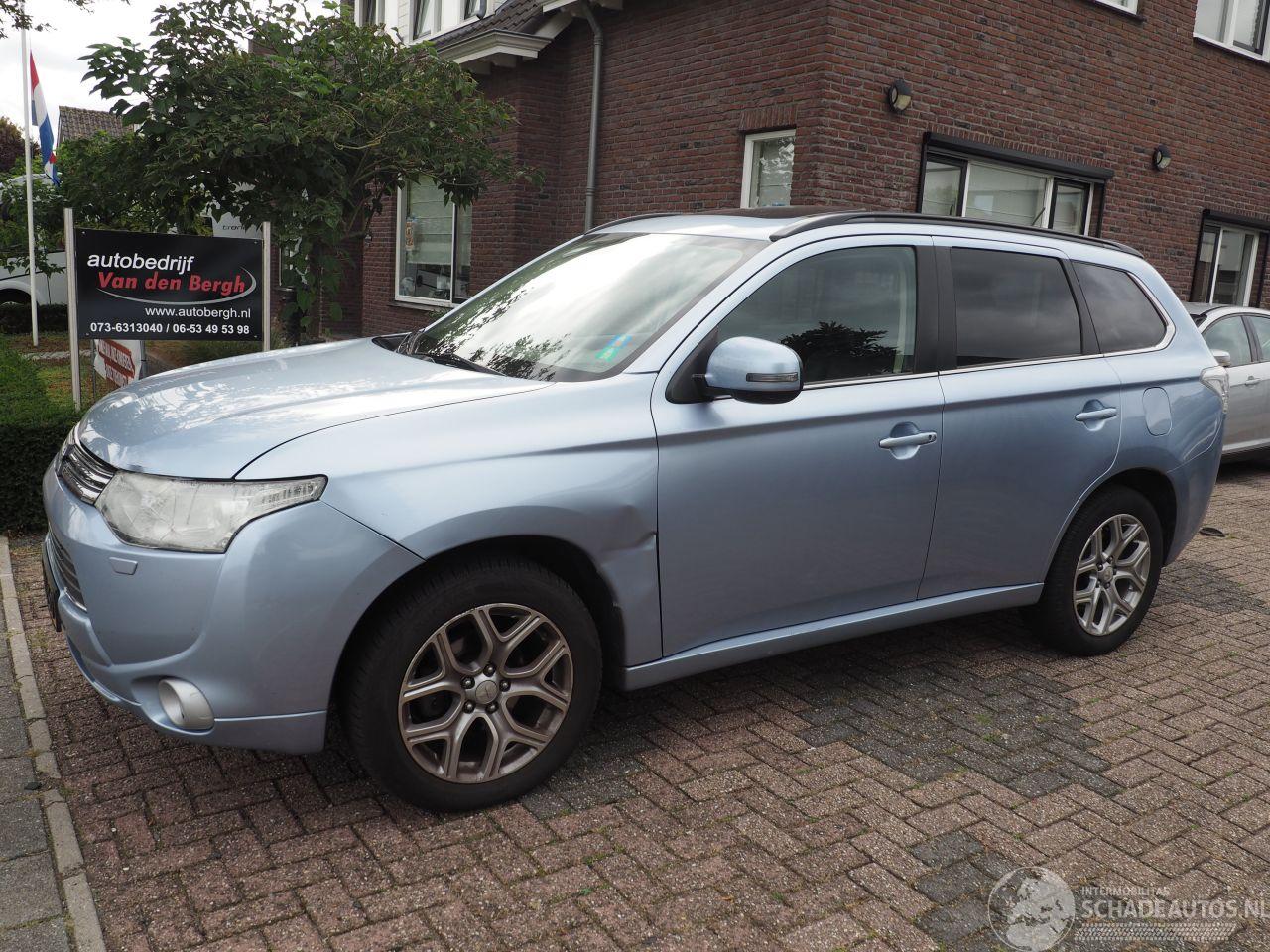 Mitsubishi Outlander 2.0 PHEV Instyle