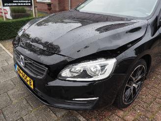 Volvo V-60 2.0 D2 Momentum picture 10