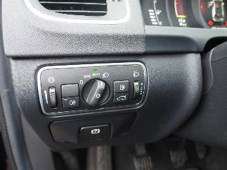Volvo V-60 2.0 D2 Momentum picture 30