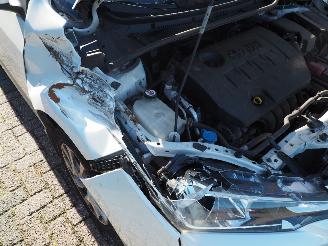 Toyota Corolla 1.6 picture 15