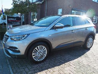 Schadeauto Opel Grandland 1.2 Turbo Innovation Automaat 2018/11