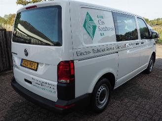 Volkswagen Transporter 2.0 TDi L1H1 DC 5 Persoons picture 4