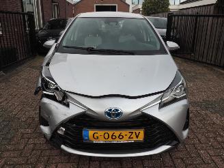Toyota Yaris 1.5 Hybrid Active picture 2