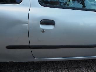 Nissan Micra 1.3 LX Automaat picture 9