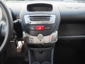 Toyota Aygo 1.0-12V Comfort Automaat picture 15