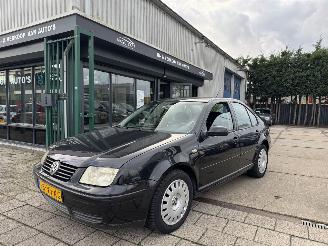 Avarii autoturisme Volkswagen Bora 1.9 TDI 74KW AIRCO 2004/1