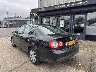 Volkswagen Jetta 1.6 FSI 85KW AIRCO picture 5