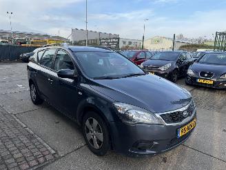 Kia Ceed 1.4 AIRCO picture 3