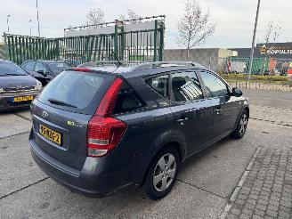 Kia Ceed 1.4 AIRCO picture 4