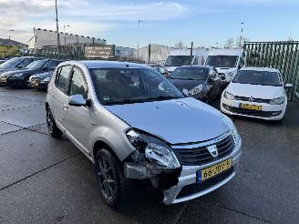 Dacia Sandero 1.2 16V 55KW AIRCO 5-DEURS picture 4