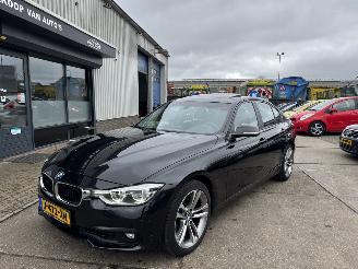 Schadeauto BMW 3-serie 320IX 135KW AUTOMAAT 2016/3