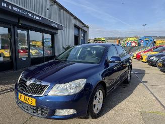 krockskadad bil auto Skoda Octavia 1.4 TSI AIRCO 90KW 2009/9