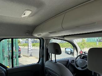 Renault Kangoo 1.6 16V AIRCO picture 11
