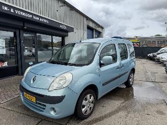 Voiture accidenté Renault Kangoo 1.6 16V AIRCO 2009/7