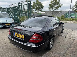 Mercedes E-klasse E320 Avantgarde Aut Keyless picture 5