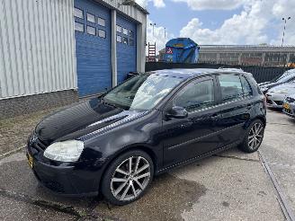 Damaged car Volkswagen Golf 1.4 TSI AUTOMAAT AIRCO LEER 2008/4