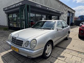Avarii autoturisme Mercedes E-klasse E290 Turbo Diesel Automaat Leer 1997/6