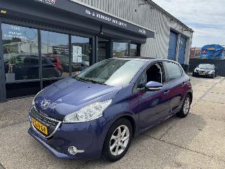skadebil auto Peugeot 208 1.2 VTI AIRCO 5-DEURS 2014/3