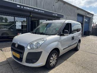 Schadeauto Fiat Doblo 1.4 Benzine Airco dubbele schuifdeur 2012/9