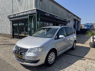 Vaurioauto  passenger cars Volkswagen Touran 1.4 TSI AIRCO 7-PERSOONS 2007/11