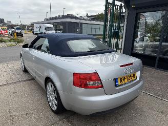 Audi A4 2.5 V6 TDI CABRIOLET picture 7