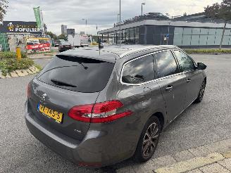 Peugeot 308 1.2 96KW picture 3