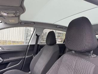 Peugeot 308 1.2 81KW AIRCO 5-DEURS picture 7