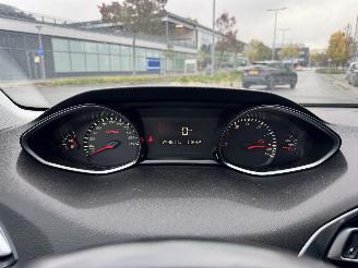 Peugeot 308 1.2 81KW AIRCO 5-DEURS picture 9