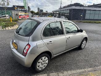 Nissan Micra 1.2 AUTOMAAT picture 3