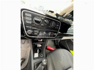 Volkswagen Up!  picture 9
