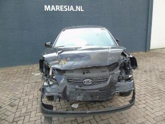 Kia Rio Rio II (DE), Hatchback, 2005 / 2011 1.4 16V picture 2