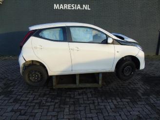 Vrakbiler auto Toyota Aygo Aygo (B40), Hatchback, 2014 1.0 12V VVT-i 2019/3