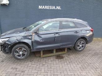 Autoverwertung Hyundai I-30 i30 Wagon (PDEF), Combi, 2017 1.5 T-GDI 16V Hybrid 48V 2022/1