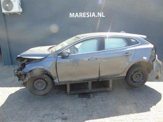 Vrakbiler auto Volvo V-40 V40 (MV), Hatchback 5-drs, 2012 / 2019 1.6 D2 2013/12