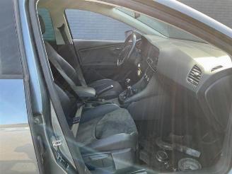 Seat Leon Leon ST (5FF), Combi 5-drs, 2012 / 2020 1.6 TDI Ecomotive 16V picture 4