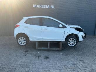 skadebil auto Mazda 2 2 (DE), Hatchback, 2007 / 2015 1.3 16V S-VT 2013/9