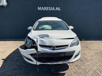 Démontage voiture Opel Astra Astra J Sports Tourer (PD8/PE8/PF8), Combi, 2010 / 2015 1.7 CDTi 16V 2013/11