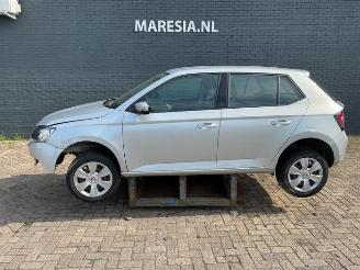 Vrakbiler auto Skoda Fabia Fabia III (NJ3), Hatchback 5-drs, 2014 / 2021 1.0 12V 2015/3