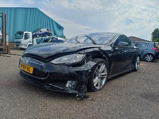 Tesla Model S 85 Base picture 2