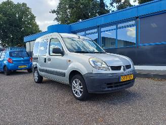 Coche accidentado Renault Kangoo 1.2 Expression 2004/5