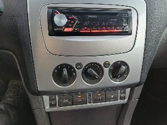 Ford Focus 1.6-16V TREND picture 9