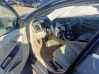 Volvo V-60 1.6 T3 Momentum picture 5