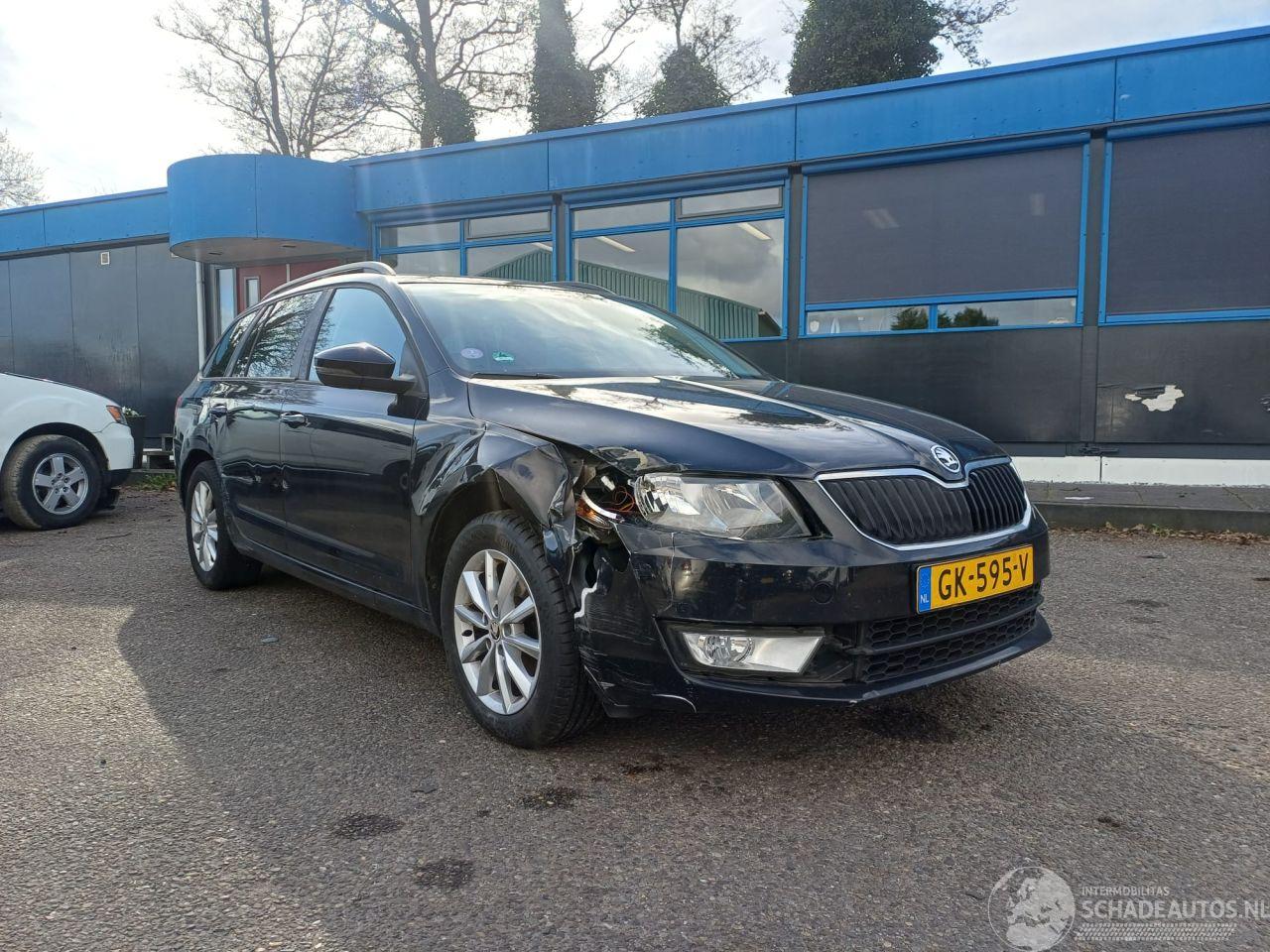 Skoda Octavia 1.2 TSI Grt Amb Bns