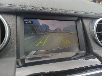 Land Rover Discovery 3.0 SDV6 HSE picture 7