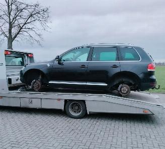 skadebil bedrijf Volkswagen Touareg 3.2 V6 2004/1