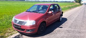 Uttjänta bilar auto Dacia Logan  2012/4
