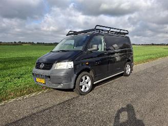 Damaged car Volkswagen Transporter T5 TDI 2007/4
