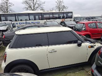 Mini One  picture 3